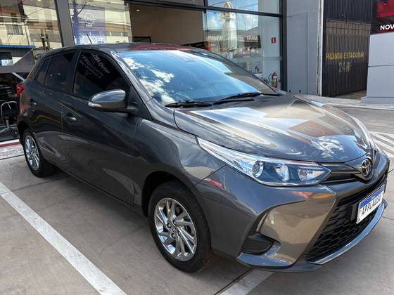 TOYOTA YARIS 1.5 16V FLEX XS MULTIDRIVE TOYOTA YARIS 1.5 16V FLEX XS MULTIDRIVE